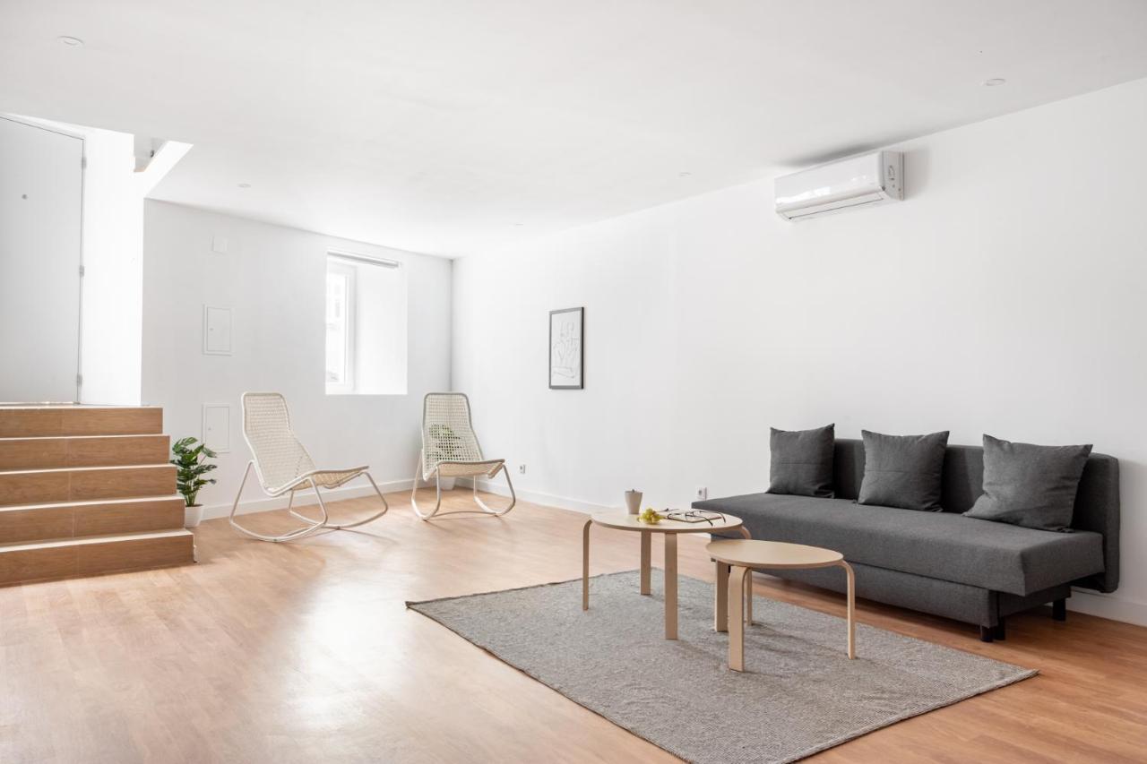 Altido Stylish 2-Level Flats Near Ajuda Palace Lisboa Ngoại thất bức ảnh